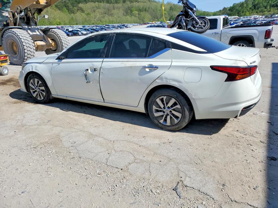 2020 Nissan Altima VIN 1N4BL4BV8LC257495 COPART salvage auction — ROLLOVER, WV - SALVAGE CERTIFICATE, sold $2,150 on 2026-07-02 (photo 2)