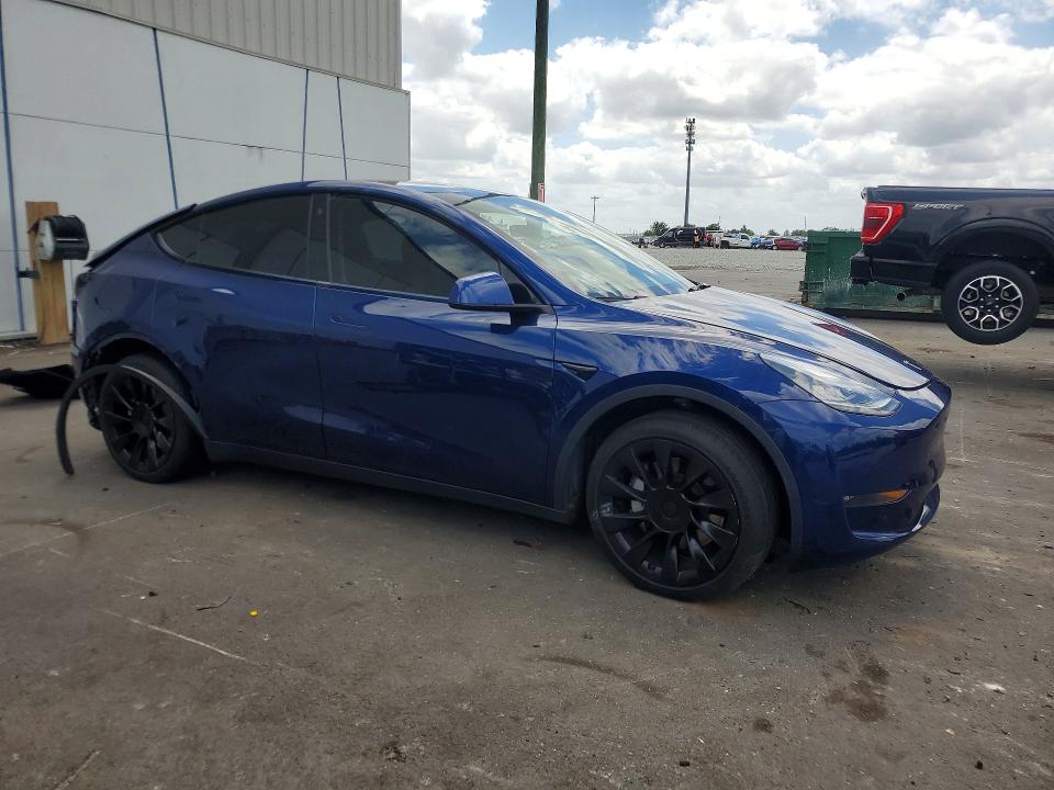 2021 Tesla Model y VIN 5YJYGDEE4MF207363 COPART salvage auction — REAR END, Fl - Cert Of Title Slvg Rebuildable, sold $9,000 on 2026-07-06 (photo 4)