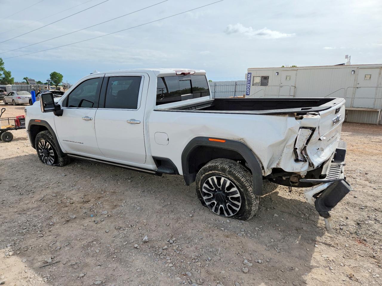 2024 GMC Sierra VIN 1GT49XEY0RF289048 COPART salvage auction — Side, OK - CERT OF TITLE-SALVAGE, sold $34,500 on 2026-06-25 (photo 2)
