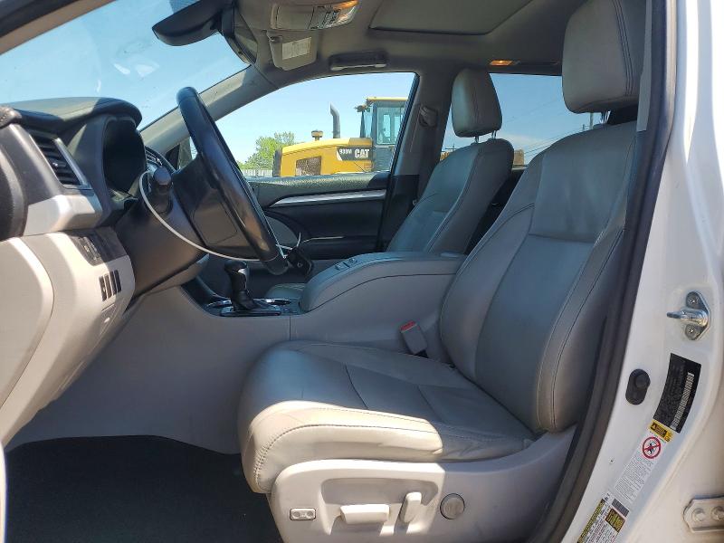 2018 Toyota Highlander VIN 5TDJZRFH4JS528974 COPART salvage auction — MINOR DENT/SCRATCHES, Fl - Certificate Of Title, sold $12,000 on 2026-07-02 (photo 7)