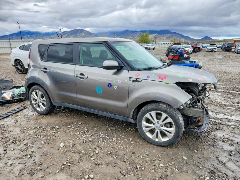 2015 Kia Soul VIN KNDJP3A52F7114500 COPART salvage auction — FRONT END, UT - SALVAGE CERTIFICATE, sold $800 on 2026-07-24 (photo 4)