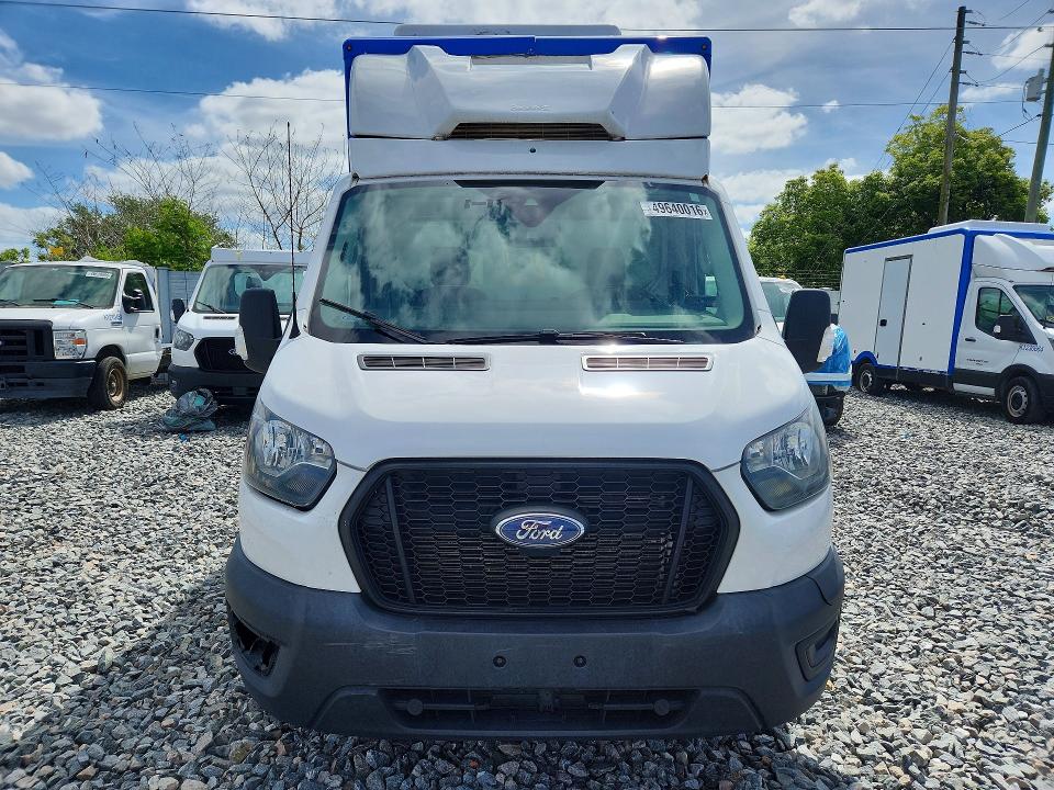 2023 Ford Transit VIN 1FDBW5ZG2PKA23567 COPART salvage auction — MINOR DENT/SCRATCHES, Fl - Certificate Of Title, sold $11,500 on 2026-07-29 (photo 5)