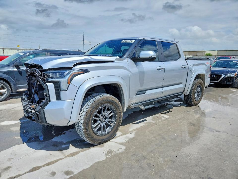 2024 Toyota Tundra VIN 5TFWC5DB3RX074558 — COPART salvage auction photo