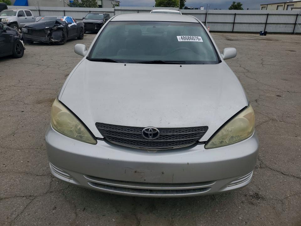 2004 Toyota Camry VIN 4T1BE32K24U802442 COPART salvage auction — MINOR DENT/SCRATCHES, Ca - Dlr/Dis/Exp Only Salvage Title, sold $425 on 2026-07-17 (photo 5)
