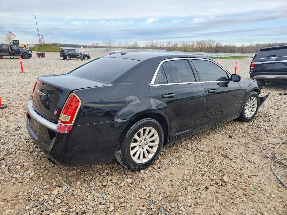 2013 Chrysler 300 VIN 2C3CCAAG7DH518540 COPART salvage auction — FRONT END, Tx - Certificate Of Title, sold $650 on 2026-07-02 (photo 3)