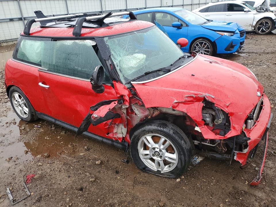 2013 Mini Cooper VIN WMWSU3C54DT370925 COPART salvage auction — FRONT END, Il - Salvage Certificate, sold $400 on 2026-07-02 (photo 4)