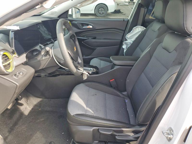 2025 Chevrolet Trax VIN KL77LHEP7SC141494 COPART salvage auction — SIDE, Salvage Title, sold $4,850 on 2026-07-30 (photo 7)