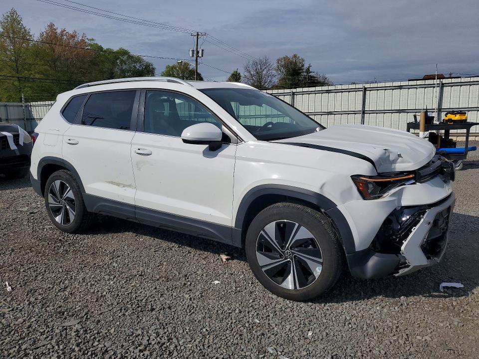 2025 Volkswagen Taos VIN 3VVVC7B2XSM005499 COPART salvage auction — FRONT END, Nj - Cert Of Title-Salvage, sold $9,300 on 2026-07-17 (photo 4)