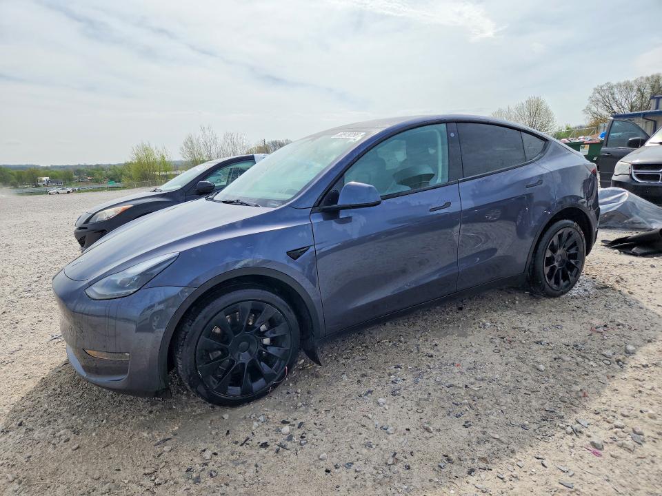 2023 Tesla Model y VIN 7SAYGDEE0PF695489 COPART salvage auction — FRONT END, MI, sold $13,800 on 2026-07-23 (photo 1)