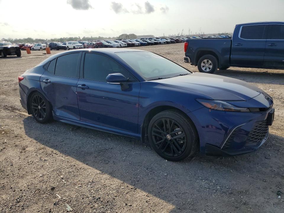 2025 Toyota VIN 4T1DAACK8SU206742 COPART salvage auction — SIDE, TX - SALVAGE VEHICLE TITLE, sold $9,200 on 2026-07-02 (photo 4)
