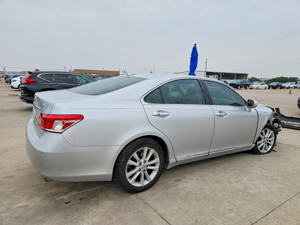 2010 Lexus ES VIN JTHBK1EG2A2359787 COPART salvage auction — FRONT END, Tx - Certificate Of Title, sold $3,300 on 2026-07-02 (photo 3)