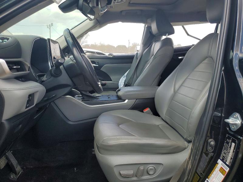 2023 Toyota Highlander VIN 5TDKDRAHXPS004716 COPART salvage auction — SIDE, Md - Cert Of Salvage > 75% Damage, sold $10,200 on 2026-07-28 (photo 7)