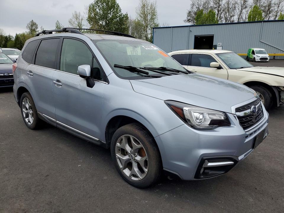 2017 Subaru Forester VIN JF2SJAWC7HH439952 COPART salvage auction — NORMAL WEAR, Or - Certificate Of Title, sold $300 on 2026-07-29 (photo 4)