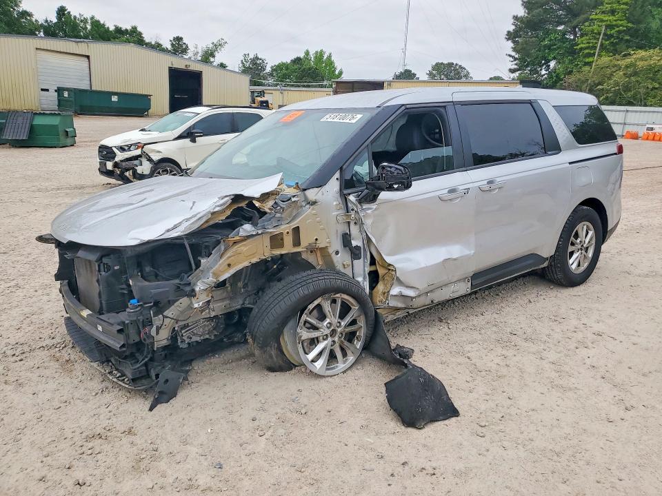 2023 Kia VIN KNDNB4H35P6193131 COPART salvage auction — SIDE, Nc - Salvage Certificate Of Title, sold $2,100 on 2026-07-17 (photo 1)