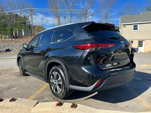 2022 Toyota Highlander VIN 5TDGZRBH3NS229269 COPART salvage auction — FRONT END, In - Certificate Of Title, sold $18,500 on 2026-07-03 (photo 2)