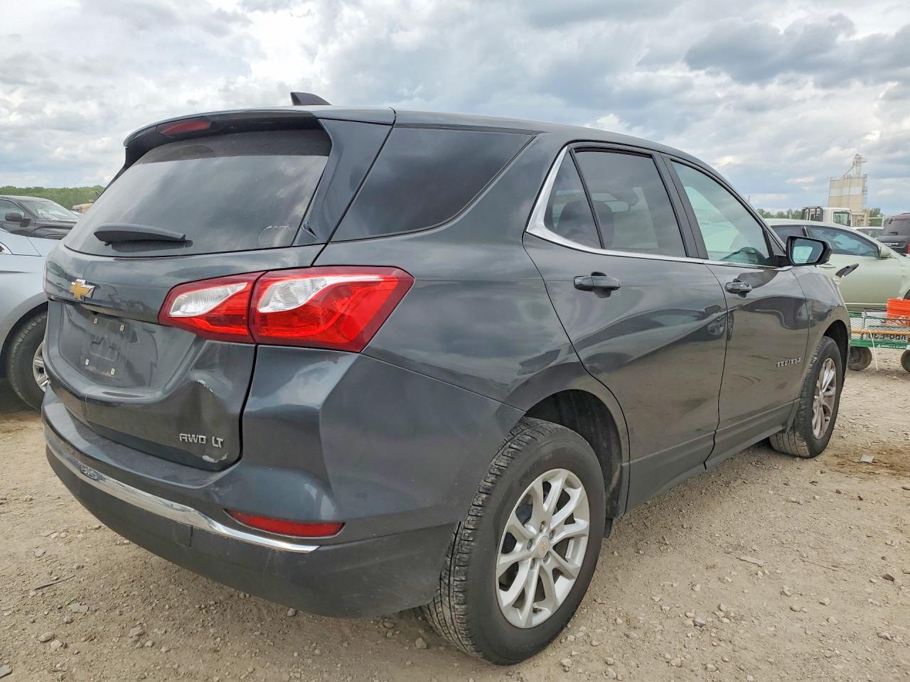 2021 Chevrolet Equinox VIN 3GNAXUEV4ML389186 COPART salvage auction — Rear End, MO - SALVAGE CERTIFICATE OF TITLE, sold $3,550 on 2026-06-25 (photo 3)