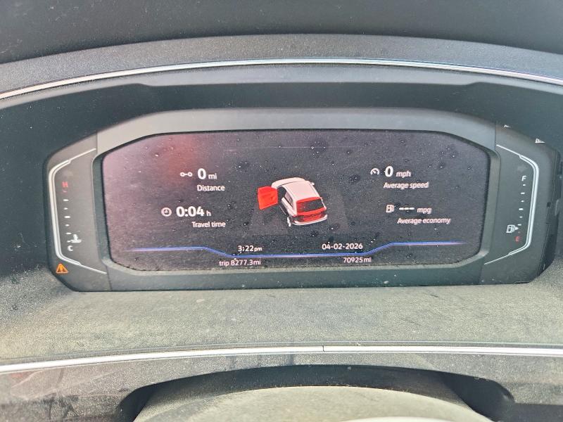 2019 Volkswagen Tiguan VIN 3VV3B7AX0KM102427 COPART salvage auction — SIDE, Sc - Non-Reb & Rem Salvage Title, sold $975 on 2026-08-19 (photo 9)