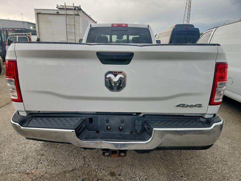 2022 Ram 3500 VIN 3C63RRGL9NG135415 COPART salvage auction — MECHANICAL, In - Certificate Of Title (P), sold $12,700 on 2026-07-29 (photo 6)