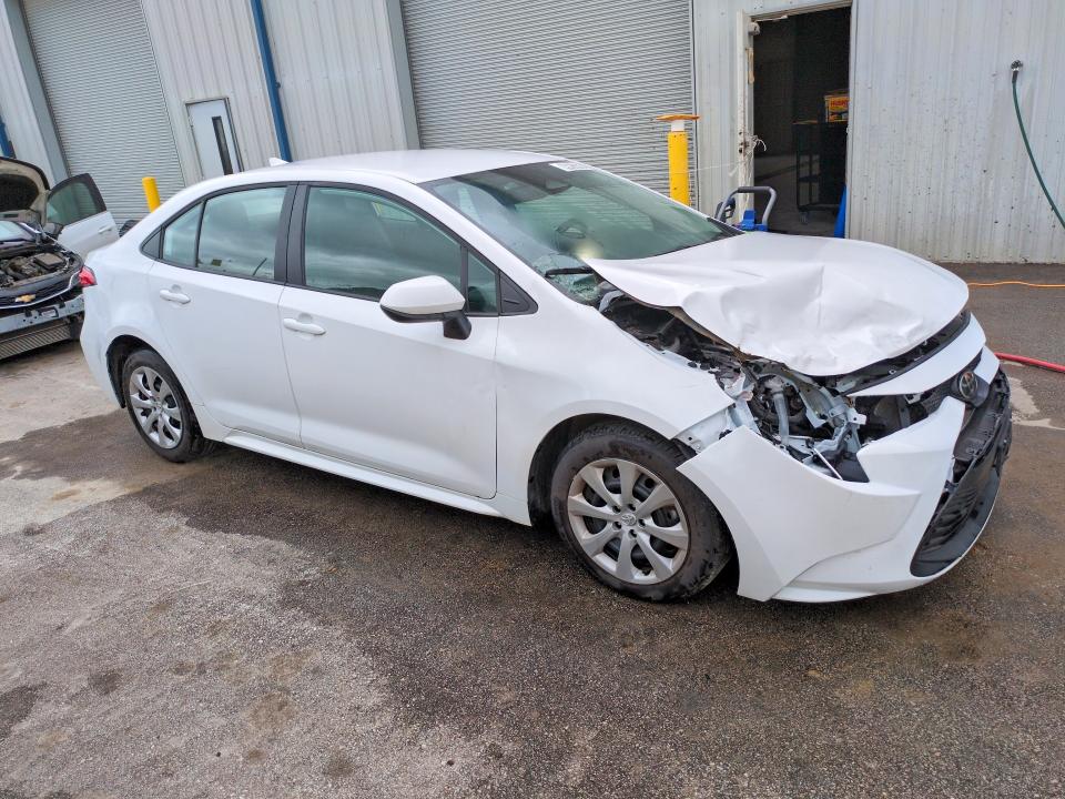 2025 Toyota Corolla VIN 5YFB4MDE2SP302733 COPART salvage auction — FRONT END, IN - CERTIFICATE OF TITLE, sold $8,300 on 2026-07-28 (photo 4)
