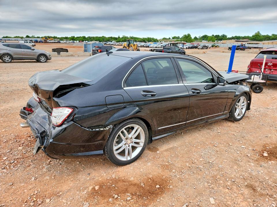 2012 Mercedes-benz C-klasse VIN WDDGF4HB8CR213438 COPART salvage auction — FRONT END, Ok - Cert Of Title-Salvage, sold $325 on 2026-07-02 (photo 3)