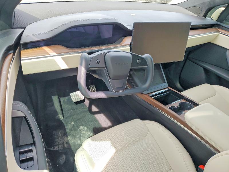 2023 Tesla Model x VIN 7SAXCBE51PF403490 COPART salvage auction — SIDE, Salvage Title, sold $15,300 on 2026-07-27 (photo 8)