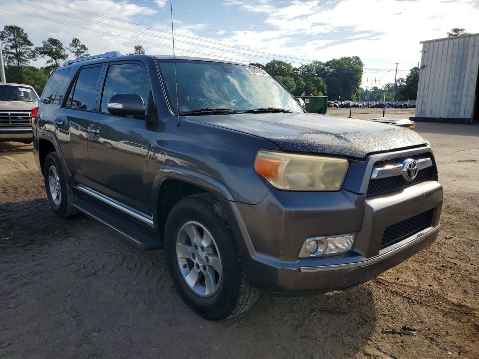 2010 Toyota 4runner VIN JTEZU5JR6A5011882 COPART salvage auction — MINOR DENT/SCRATCHES, La - Certificate Of Title, sold $7,700 on 2026-07-10 (photo 4)