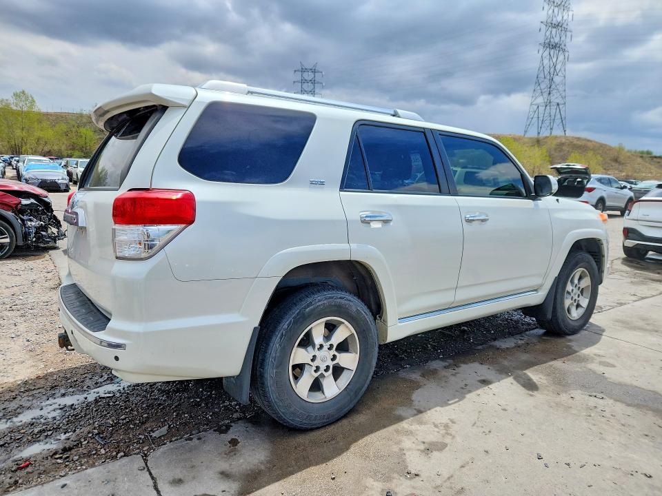 2013 Toyota 4runner VIN JTEBU5JR5D5128519 COPART salvage auction — SIDE, Co - Public - Salvage Title, sold $9,100 on 2026-07-15 (photo 3)