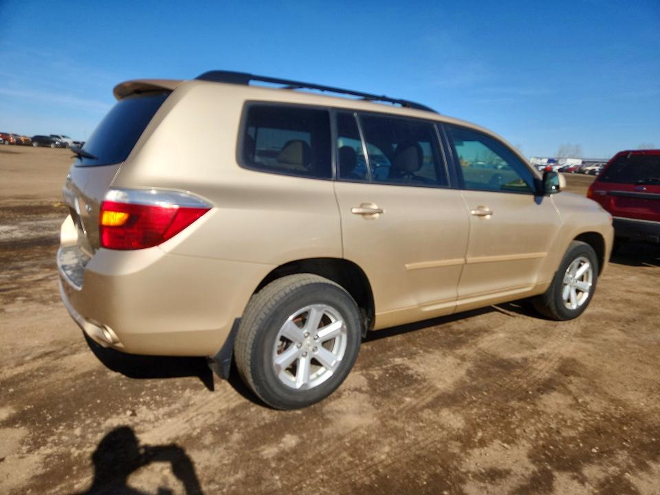 2009 Toyota Highlander VIN JTEES44A892112181 COPART salvage auction — FRONT END, Ab - Bos - Salvage, sold $4,000 on 2026-07-07 (photo 3)