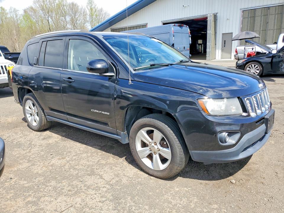 2014 Jeep Compass VIN 1C4NJDEB7ED730802 COPART salvage auction — MINOR DENT/SCRATCHES, Ct - Certificate Of Title, sold $1,500 on 2026-07-21 (photo 4)
