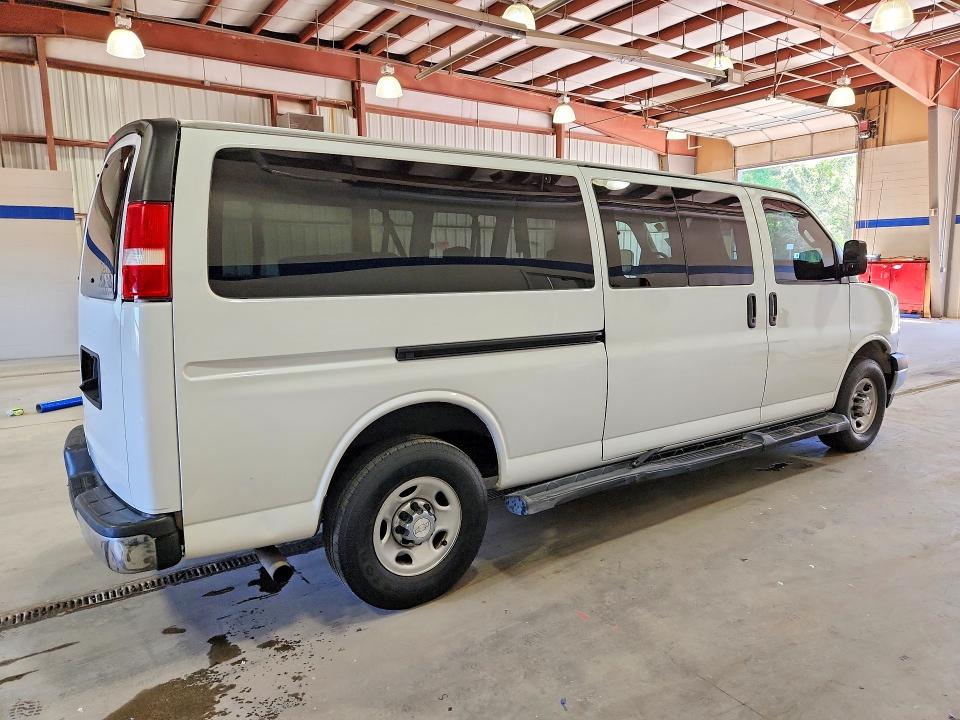 2019 Chevrolet Express VIN 1GAZGPFP2K1176215 COPART salvage auction — MINOR DENT/SCRATCHES, Va - Certificate Of Title (P), sold $10,500 on 2026-07-24 (photo 3)