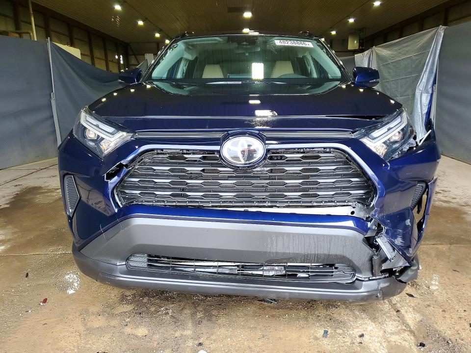 2025 Toyota Rav4 hybrid VIN JTMRWRFV8SJ075071 COPART salvage auction — ALL OVER, VA - CERT OF TITLE - SALVAGE, sold $13,700 on 2026-08-20 (photo 5)