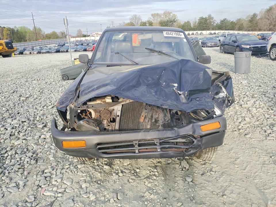 1989 Toyota Pickup VIN JT4RN81R8K0035442 COPART salvage auction — FRONT END, Nc - Salvage Certificate Of Title, sold $2,500 on 2026-07-29 (photo 5)
