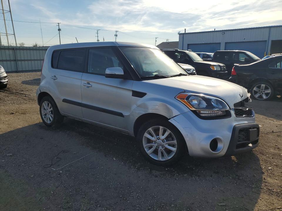 2013 Kia Soul VIN KNDJT2A67D7761132 COPART salvage auction — FRONT END, Il - Salvage Certificate, sold $550 on 2026-07-08 (photo 4)