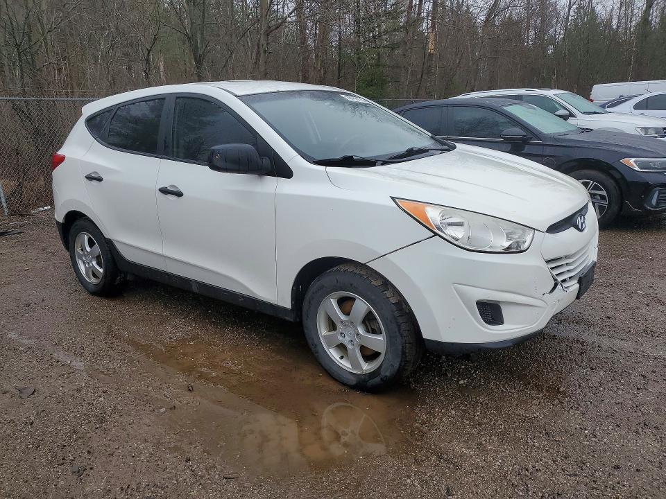 2013 Hyundai Tucson VIN KM8JT3AC7DU718371 COPART salvage auction — FRONT END, On - Permit No Brand - Unfit, sold $900 on 2026-07-28 (photo 4)