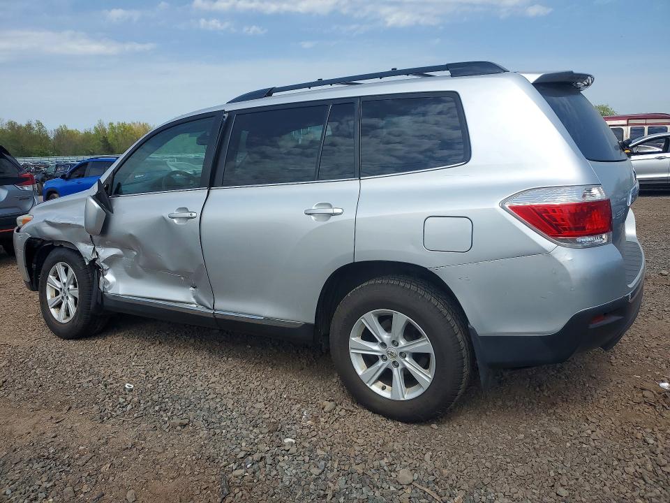 2013 Toyota Highlander VIN 5TDBK3EH5DS215458 COPART salvage auction — SIDE, Nj - Cert Of Title-Salvage, sold $800 on 2026-07-10 (photo 2)