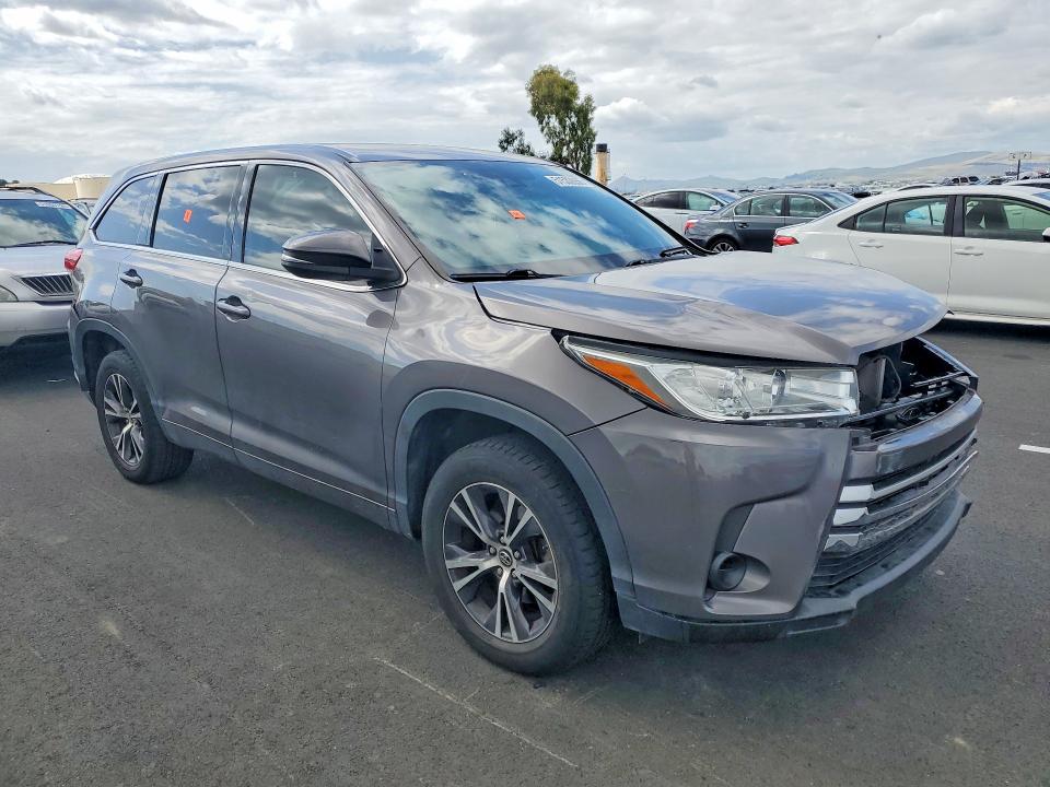2018 Toyota Highlander VIN 5TDZARFHXJS036430 COPART salvage auction — FRONT END, Ca - Salvage Certificate, sold $6,100 on 2026-07-08 (photo 4)