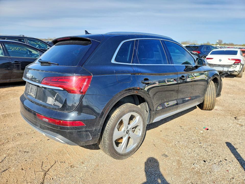 2021 Audi Q5 VIN WA1BAAFY6M2055503 COPART salvage auction — FRONT END, Salvage Title, sold $250 on 2026-07-28 (photo 3)