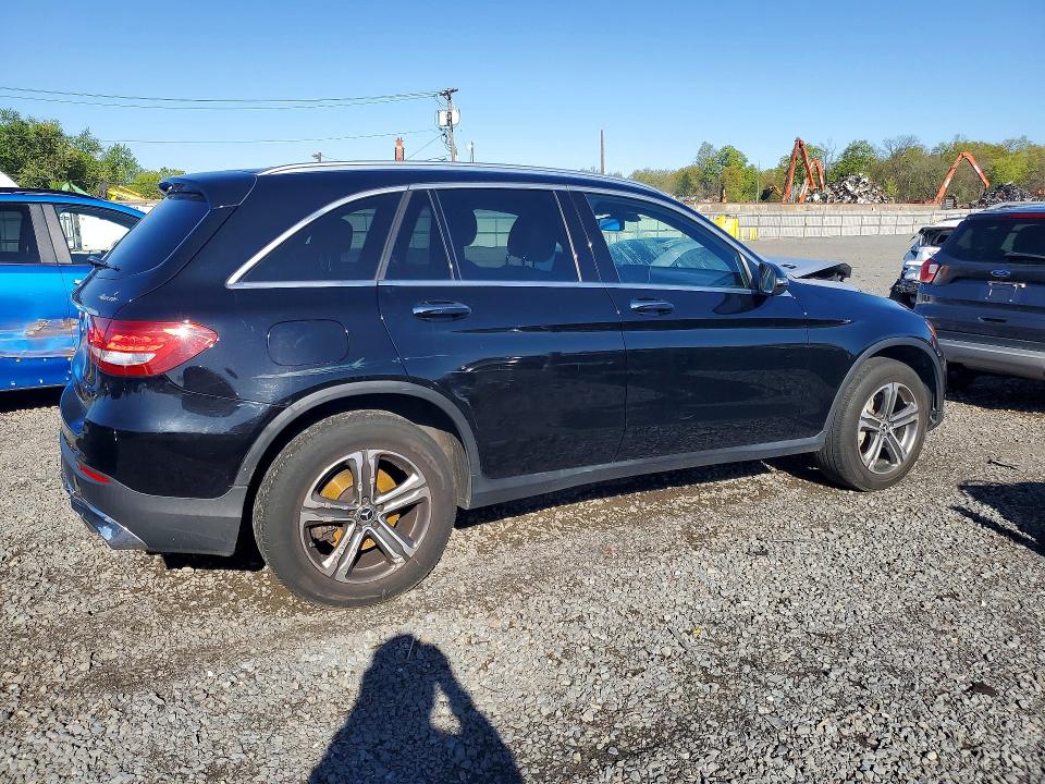 2018 Mercedes-benz Glc VIN WDC0G4KB6JV043161 COPART salvage auction — MINOR DENT/SCRATCHES, Id - Salvage Certificate Of Title, sold $9,300 on 2026-07-10 (photo 3)