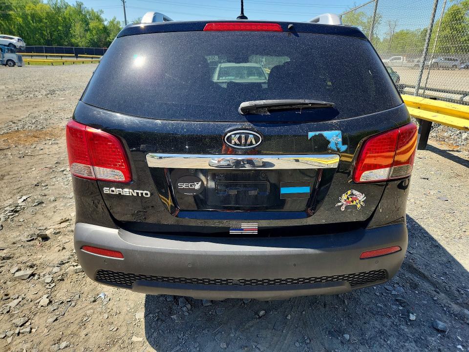 2013 Kia Sorento VIN 5XYKT4A63DG379795 COPART salvage auction — MINOR DENT/SCRATCHES, Md - Cert Of Salvage > 75% Damage, sold $425 on 2026-07-10 (photo 6)