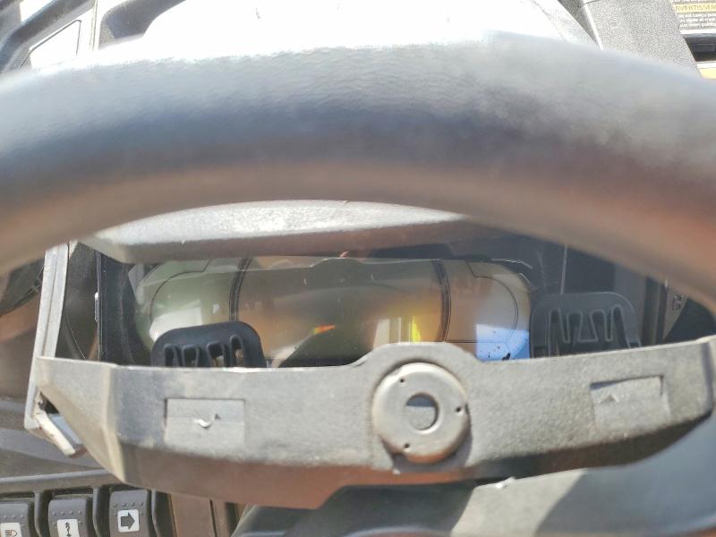2025 Can-am/ brp Traxter VIN 3JBUUAX47SK017073 COPART salvage auction — FRONT END, Ks - Cert Of Title-Non Highway, sold $7,500 on 2026-08-13 (photo 8)