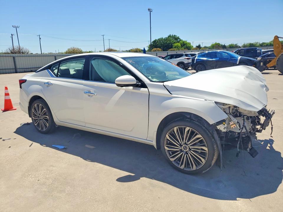 2024 Nissan Altima VIN 1N4BL4EW2RN353169 COPART salvage auction — FRONT END, TX - SALVAGE VEHICLE TITLE, sold $3,350 on 2026-07-09 (photo 4)