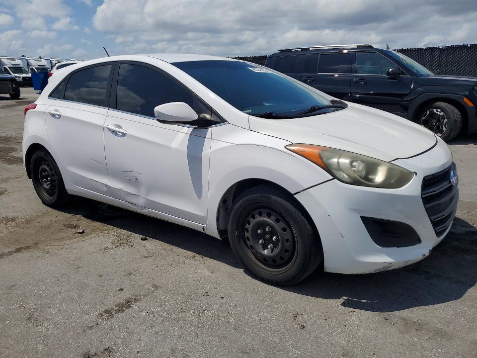 2016 Hyundai Elantra VIN KMHD35LHXGU253008 COPART salvage auction — FRONT END, Fl - Certificate Of Title, sold $1,150 on 2026-07-09 (photo 4)