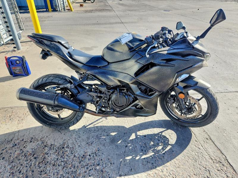 2025 Kawasaki Ex500 VIN ML5EXGH11SDA56805 COPART salvage auction — VANDALISM, CO - CERTIFICATE OF TITLE, sold $1,850 on 2026-07-22 (photo 1)