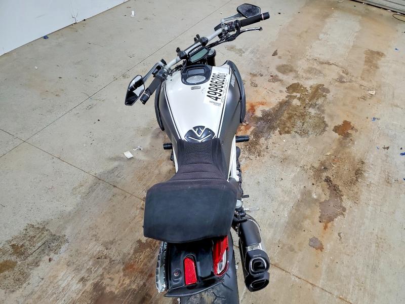 2013 Ducati Diavel VIN ZDM13BLW5DB011906 COPART salvage auction — FRONT END, TX - SALVAGE VEHICLE TITLE, sold $2,450 on 2026-07-02 (photo 6)