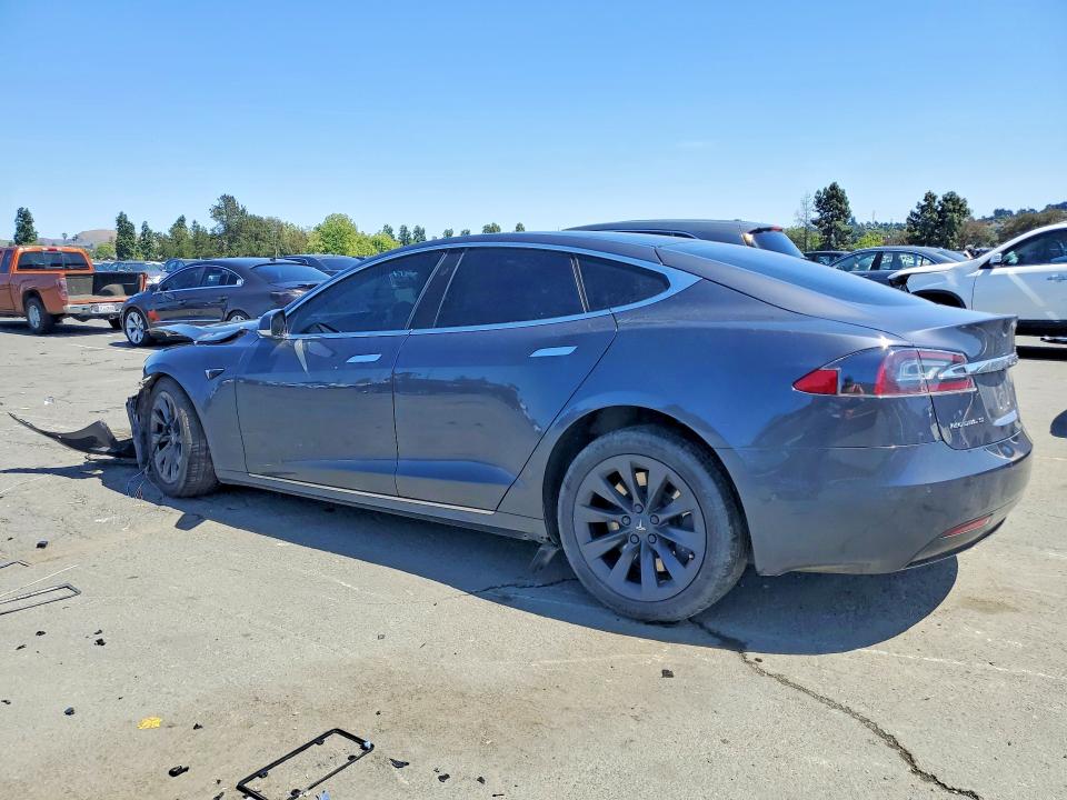 2018 Tesla VIN 5YJSA1E27JF292867 COPART salvage auction — FRONT END, Salvage Title, sold $5,400 on 2026-07-17 (photo 2)