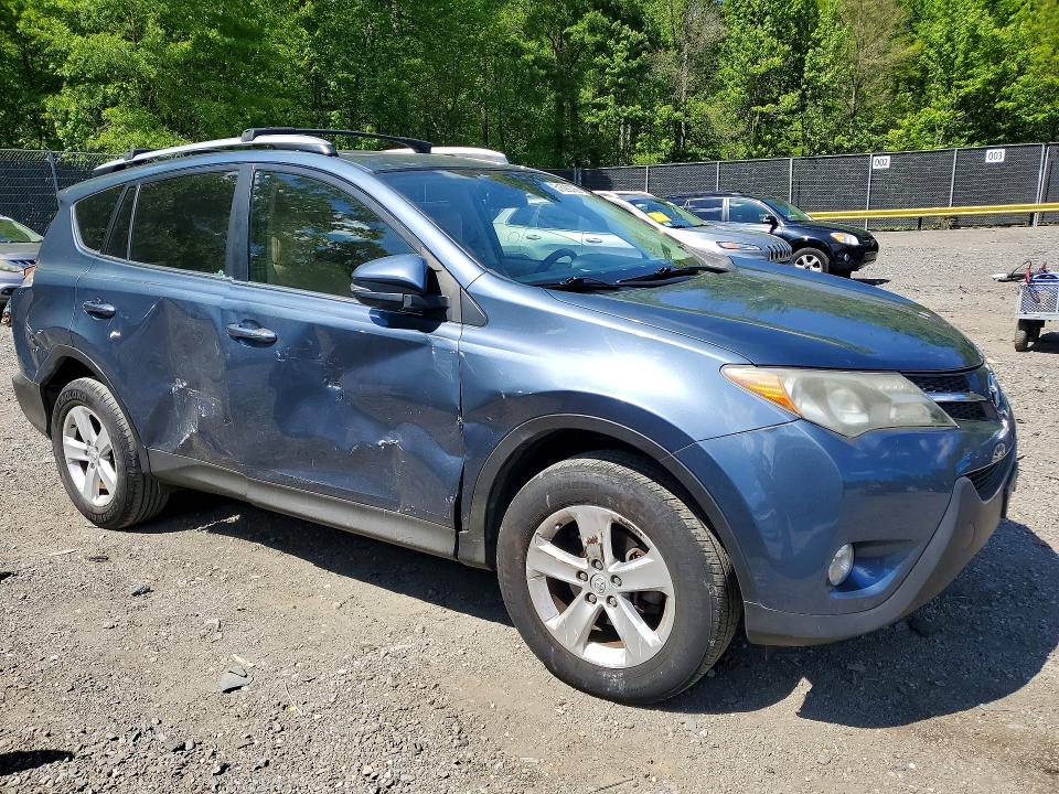 2013 Toyota Rav 4 VIN JTMRFREV9DD019515 COPART salvage auction — SIDE, Md - Cert Of Salvage > 75% Damage, sold $4,500 on 2026-07-10 (photo 4)