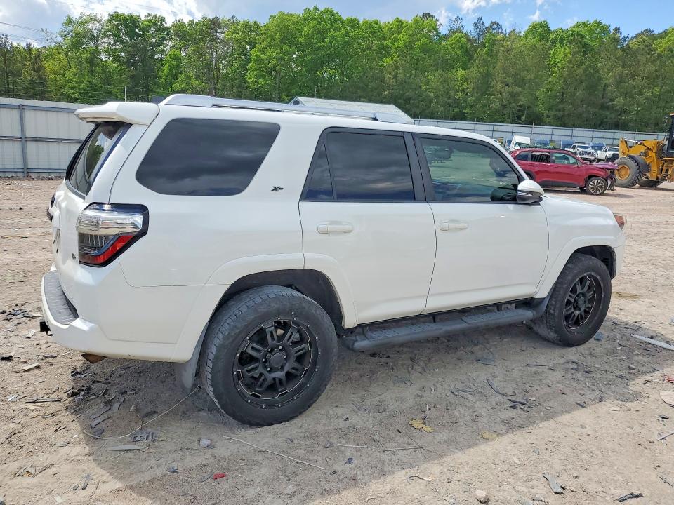 2017 Toyota 4runner VIN JTEBU5JR7H5437138 COPART salvage auction — MINOR DENT/SCRATCHES, Va - Certificate Of Title (P), sold $13,300 on 2026-07-13 (photo 3)