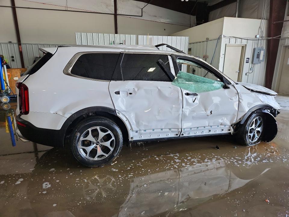 2021 Kia Telluride VIN 5XYP3DHC6MG161660 COPART salvage auction — ROLLOVER, Il - Salvage Certificate, sold $1,950 on 2026-07-06 (photo 3)