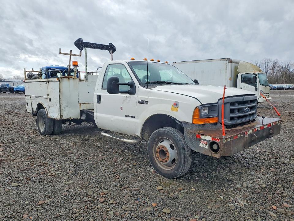 2000 Ford F-450 super duty VIN 1FDXF46F2YEE39663 COPART salvage auction — SIDE, Ny - Certificate Of Title, sold $1,950 on 2026-07-08 (photo 4)