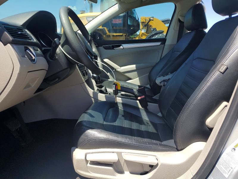 2017 Volkswagen Passat VIN 1VWAT7A3XHC031759 COPART salvage auction — FRONT END, Oh - Dealer Only Clean Title, sold $1,150 on 2026-07-09 (photo 7)